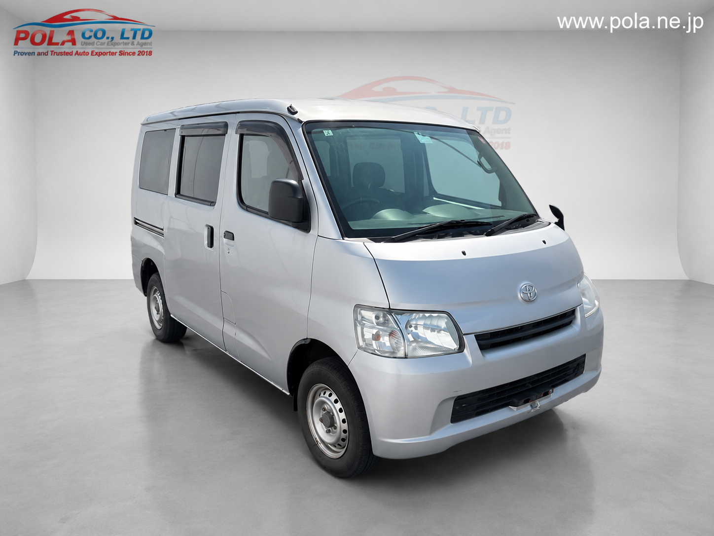 TOWNACE VAN